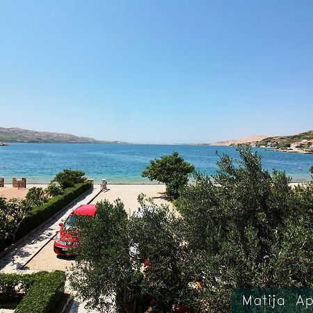 Apartmani Matija Metajna Exteriér fotografie