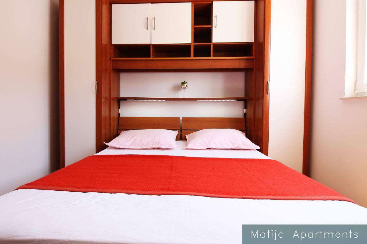 Apartmani Matija Metajna Exteriér fotografie