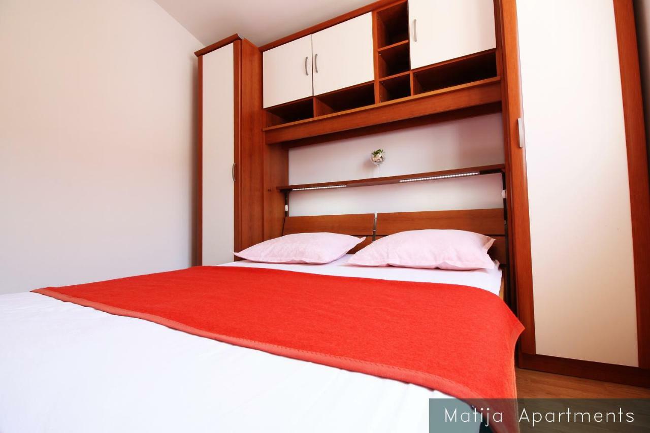 Apartmani Matija Metajna Exteriér fotografie