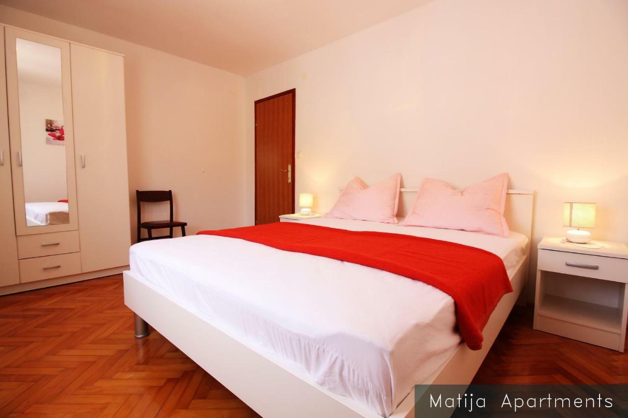 Apartmani Matija Metajna Exteriér fotografie
