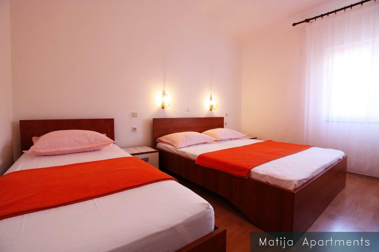 Apartmani Matija Metajna Exteriér fotografie
