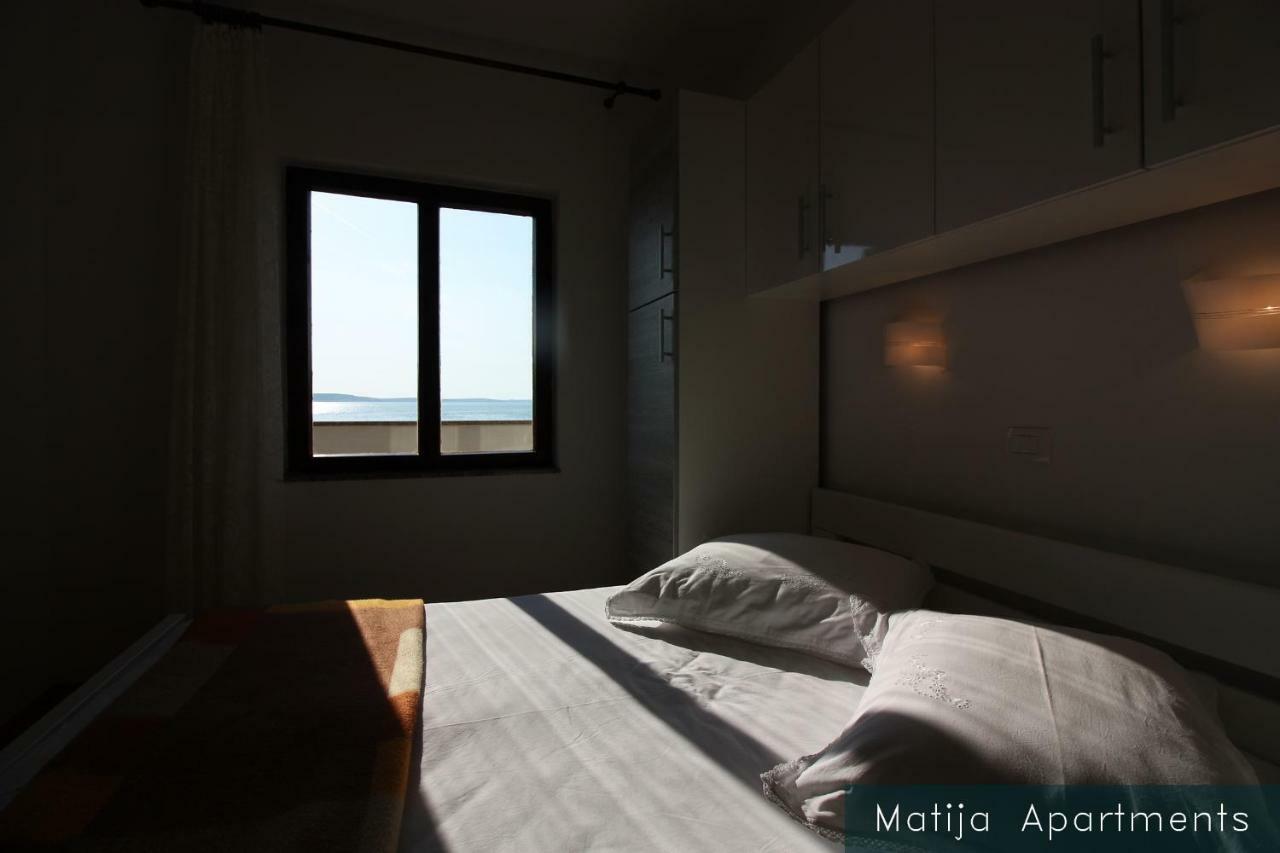 Apartmani Matija Metajna Exteriér fotografie