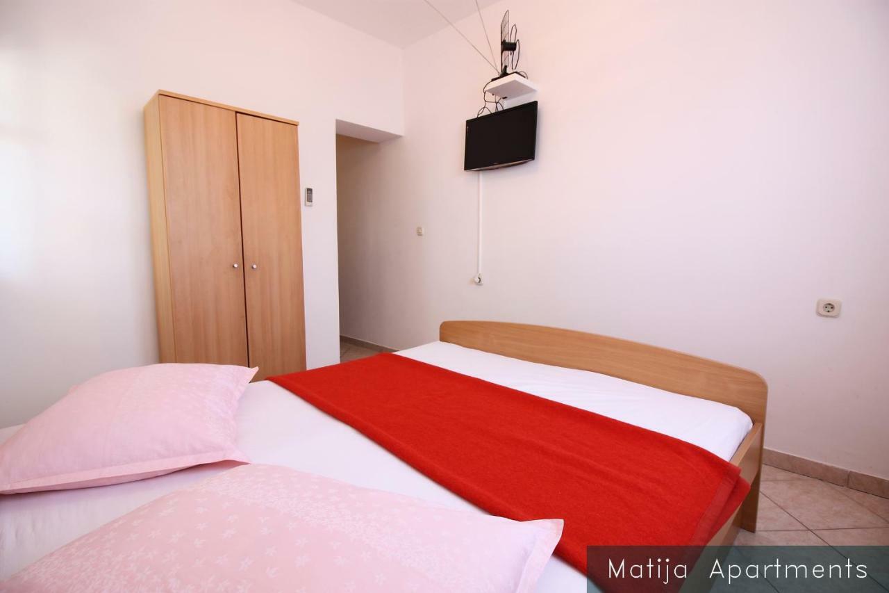 Apartmani Matija Metajna Exteriér fotografie