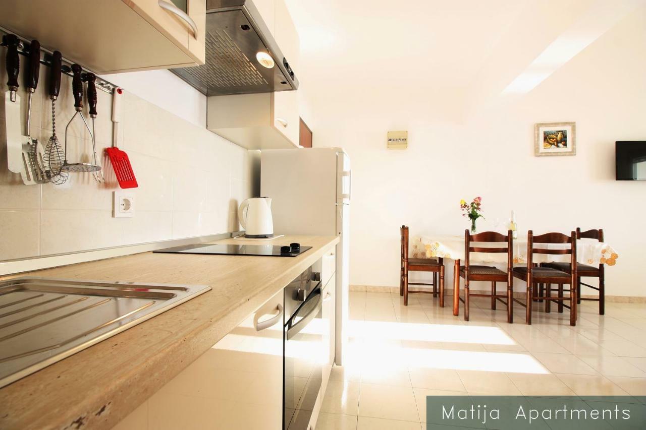 Apartmani Matija Metajna Exteriér fotografie