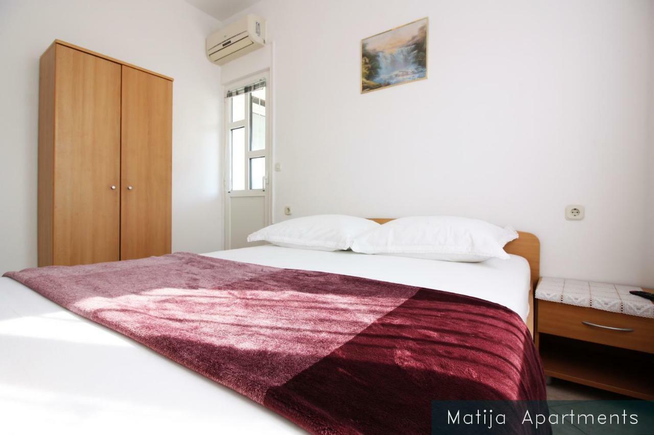 Apartmani Matija Metajna Exteriér fotografie